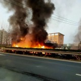 悲剧！三界一货车烧了2个小时，司机不幸身亡…